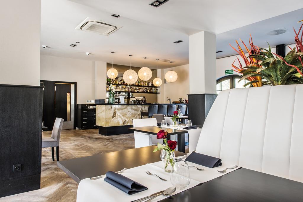 Hotel Palac Jugowice Walbrzych Ngoại thất bức ảnh